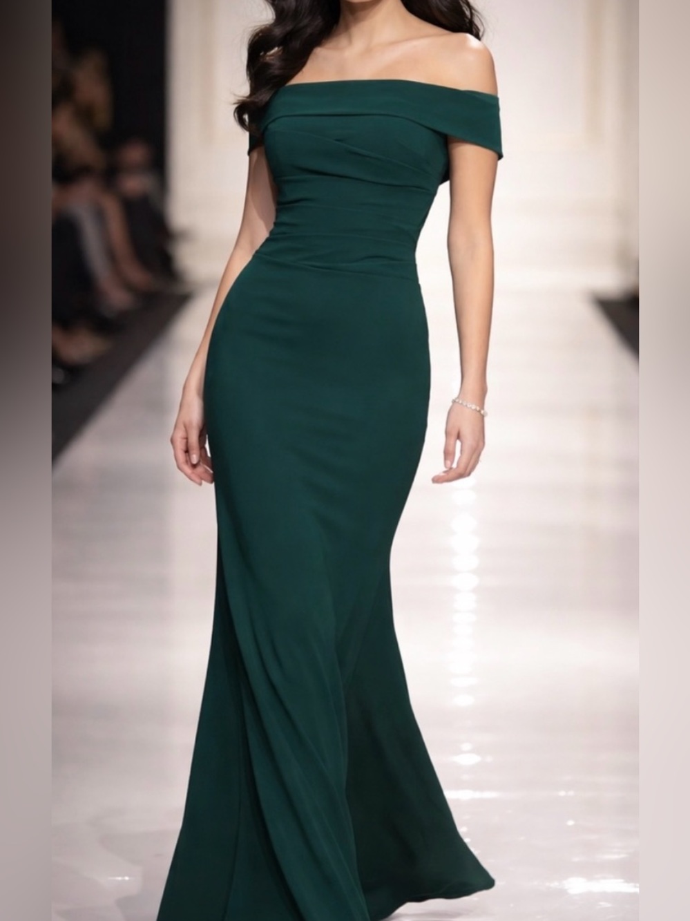 Elegant Green Off-Shoulder Classic Formal Long  Evening dress